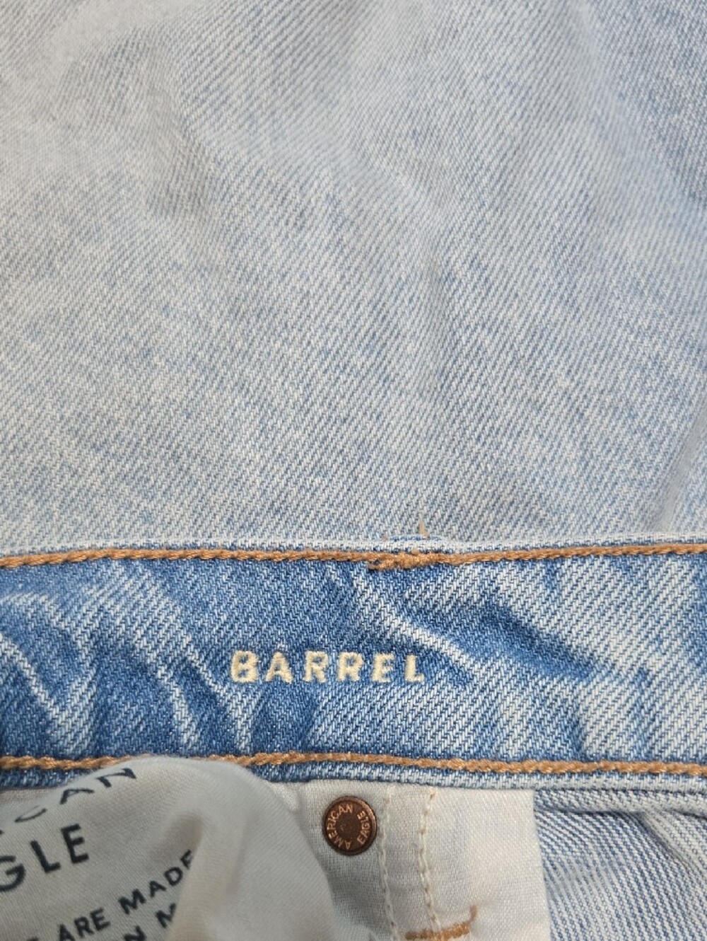 American Eagle Outfitters Light Blue High-Rise Barrel Jeans - Picture 3 of 11